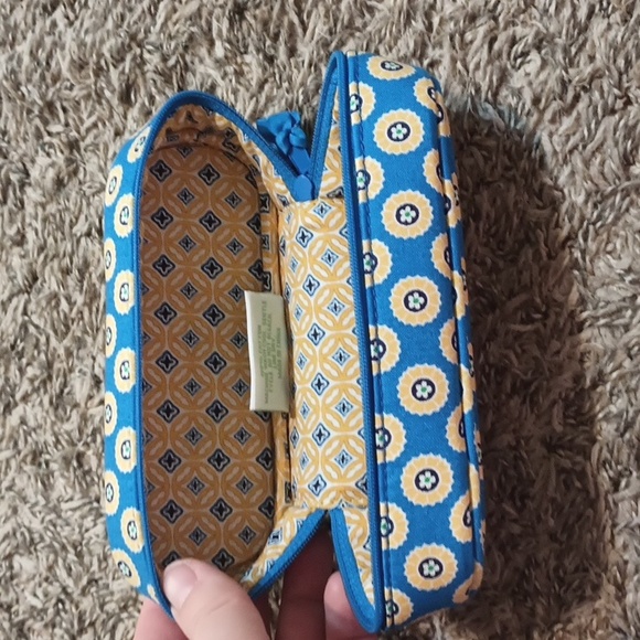 Vera Bradley Eye/Sun Glasses Case Retired In Riveria Blue. - Picture 5 of 6